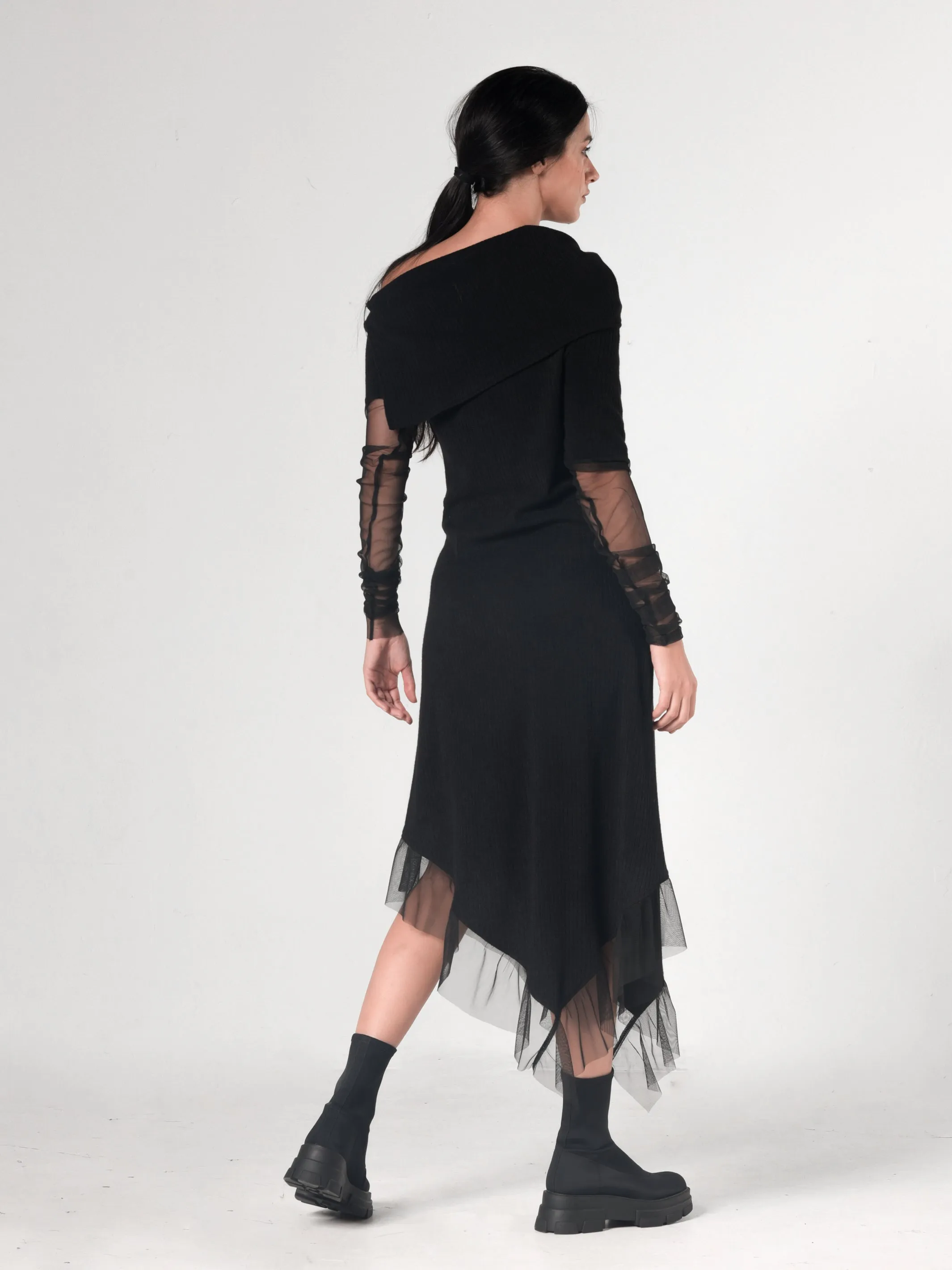 Long Black Dress With Tulle Sleeves